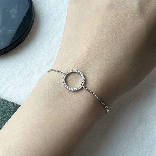 Pulsera circular de moissanita para mujer en plata de ley