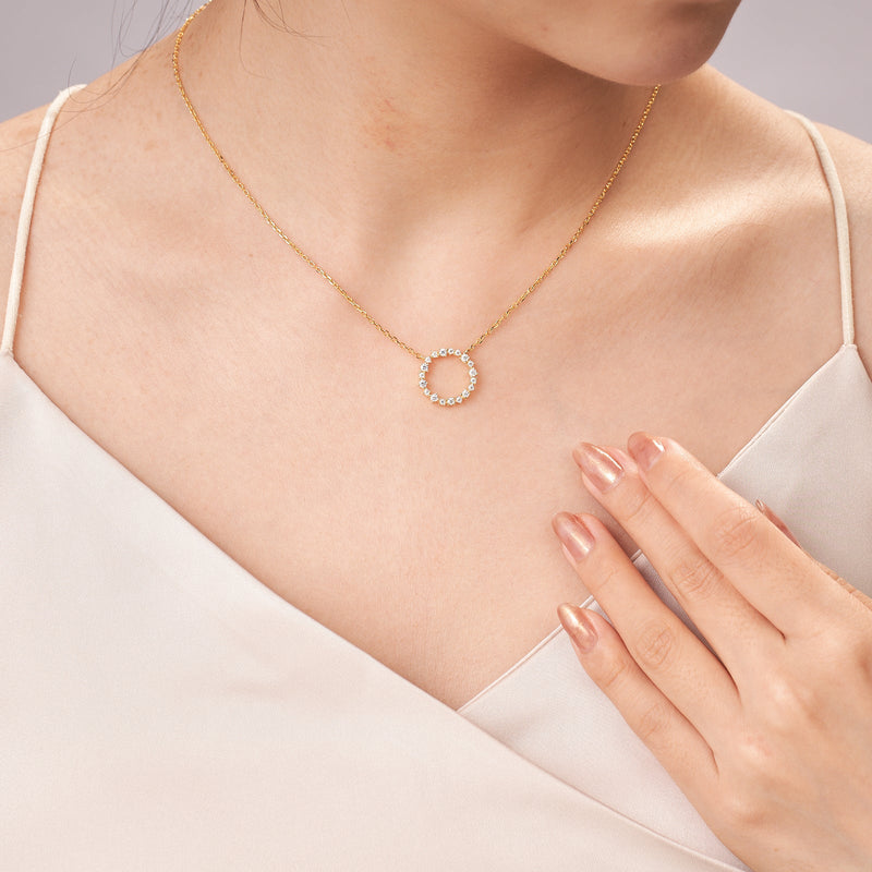 Collares colgantes de círculos de moissanita para mujer