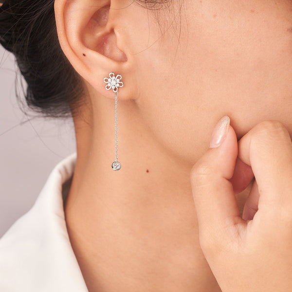 Pendientes largos colgantes con flor de moissanita para mujer en plata