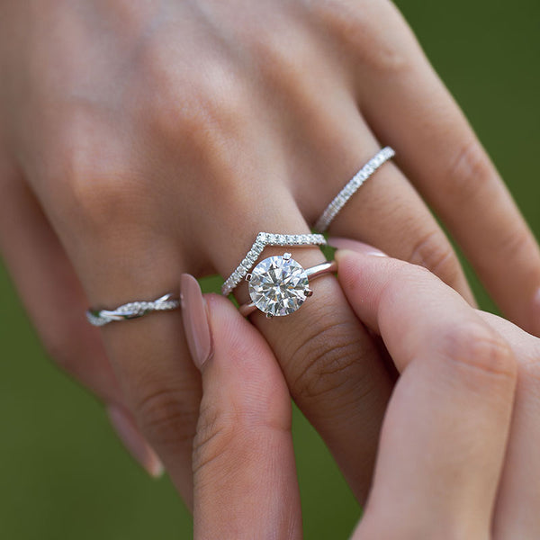 Anillo de compromiso con solitario de moissanita de 1 a 4 quilates para mujer